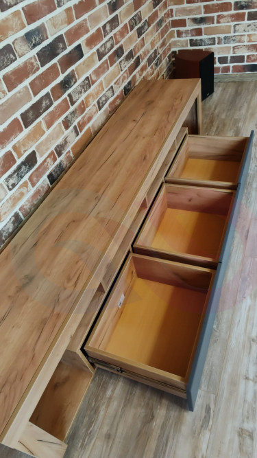 Тумба под тв Мадрид